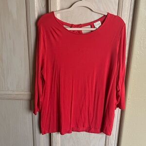 🌺 3/$30| Chico’s 3/4 Sleeve Top with back cutout design